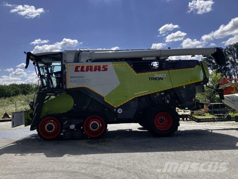 CLAAS TRION 740 TT MIT V 770 Θεριζοαλωνιστικές μηχανές