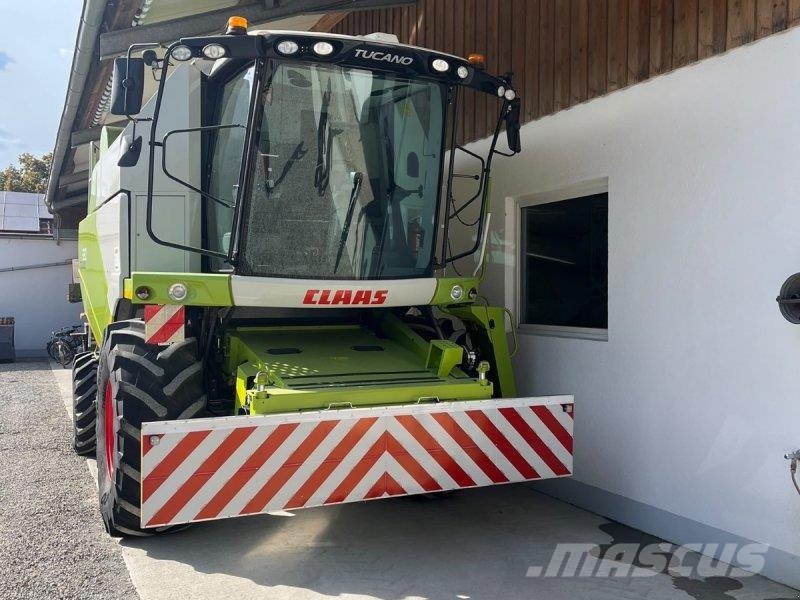CLAAS Tucano 320 Kombajni