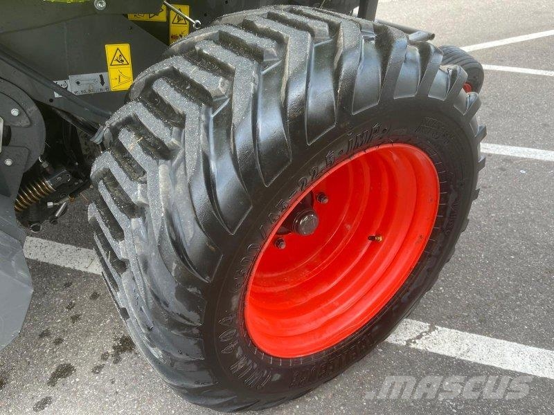 CLAAS Variant 585 RC Rundballenpressen