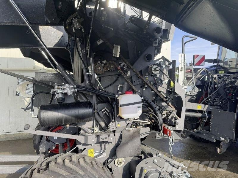 CLAAS VARIANT 585 RC PRO محزمات مستديرة