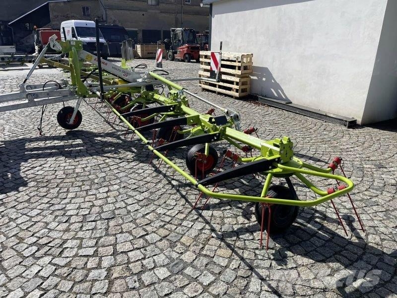 CLAAS VOLTO 900 CLAAS WENDER Kreiselheuer/-wender