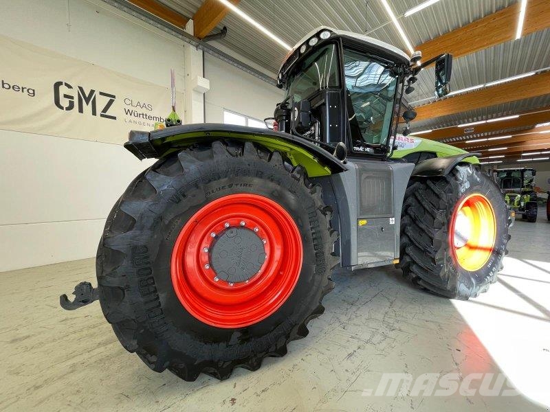 CLAAS XERION 5000 TRAC VC Трактори