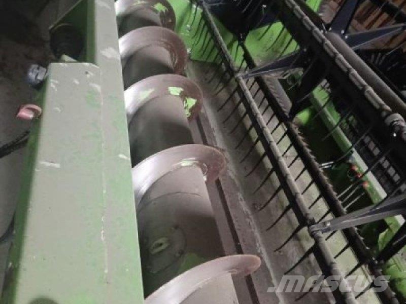 Deutz-Fahr 5690 HTS MIT SW DH 720 A+TW Leikkuupuimurit