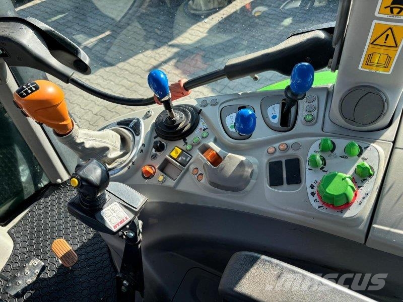 Deutz-Fahr 6120 Traktoren