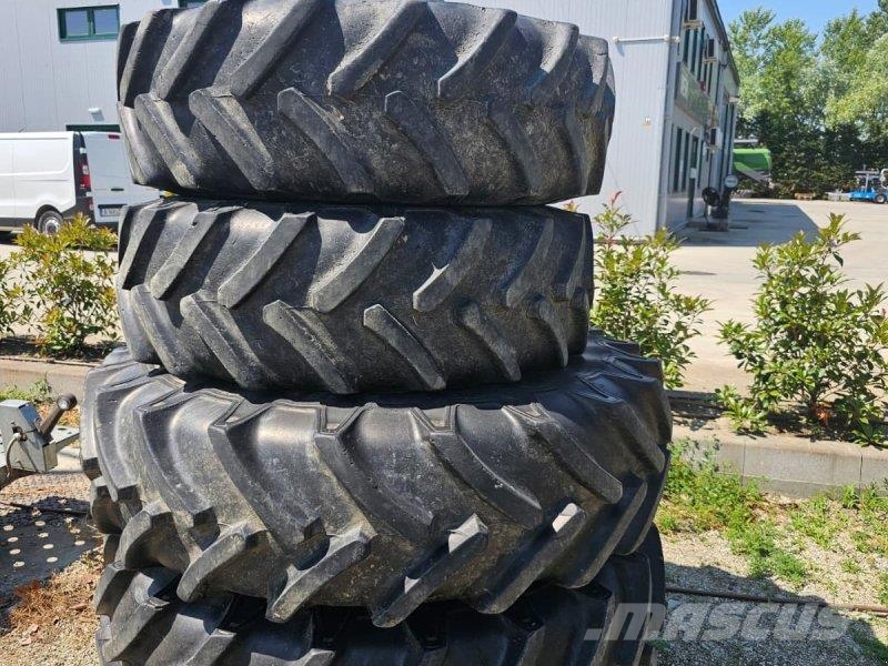 Deutz-Fahr Agrofarm 420 Tractores