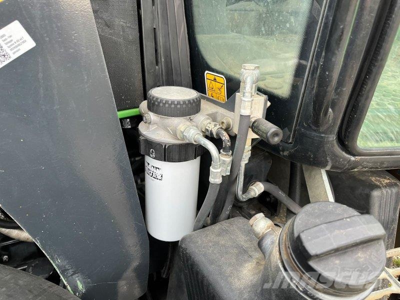 Deutz-Fahr Agrotron M 420 mit FL Tractors