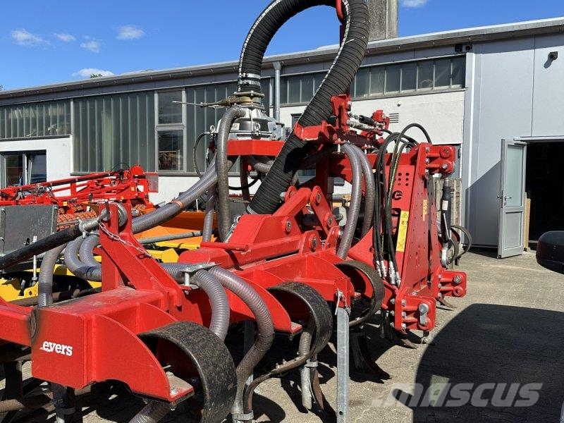 Evers Oldenburger BI-BT 13 R62 Row crop cultivators