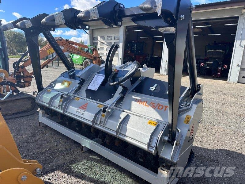 FAE UML/S/DT - 225 Erdészeti bozótirtó