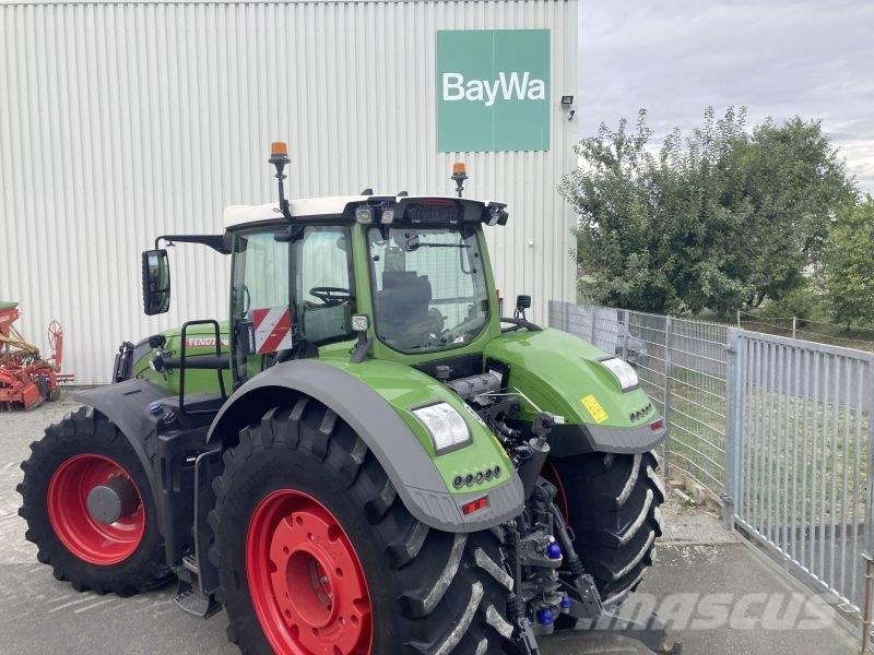 Fendt 1046 VARIO GEN3 PROFI PLUS Traktorit