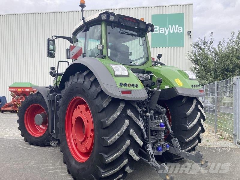 Fendt 1046 VARIO GEN3 PROFI PLUS Traktorit