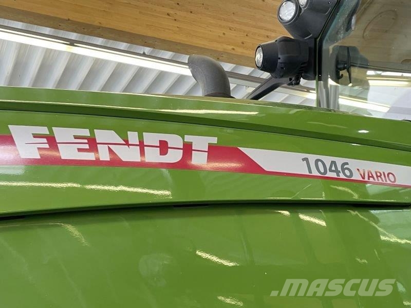 Fendt 1046 VARIO GEN3 PROFI PLUS Traktorit
