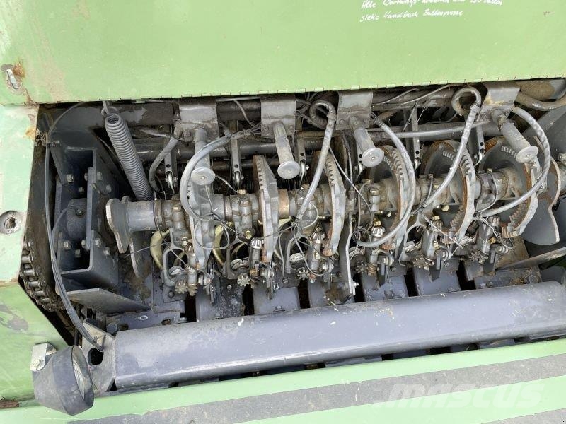 Fendt 1270 S Balirke (kvadratne bale)