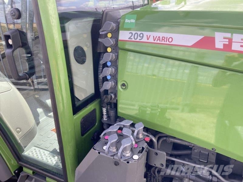 Fendt 209 VARIO GEN3 Tratores Agrícolas usados