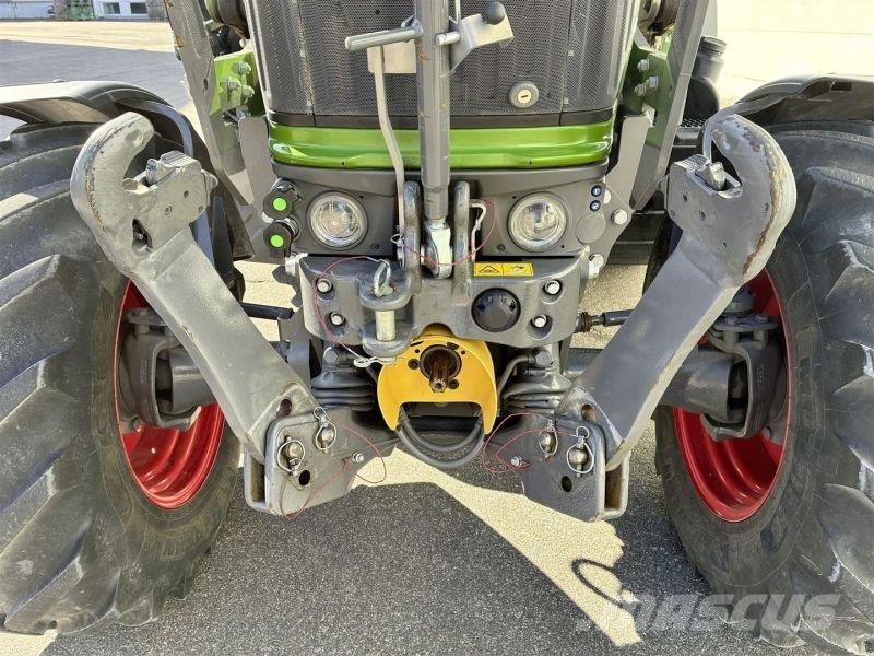 Fendt 211 S VARIO GEN3 PROFI S2 Tractoren