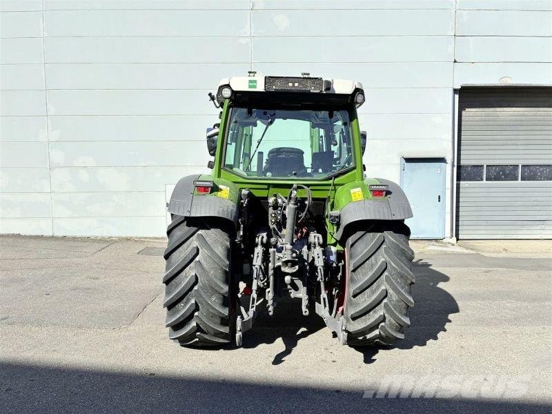 Fendt 211 S VARIO GEN3 PROFI S2 Tractoren