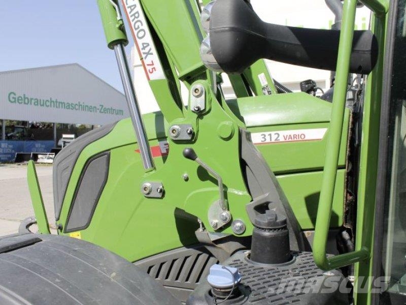 Fendt 312 VARIO GEN4 PROFI Tratores Agrícolas usados