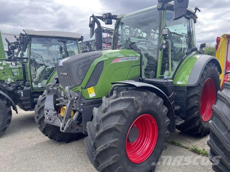 Fendt 312 VARIO S4 POWER Tracteur