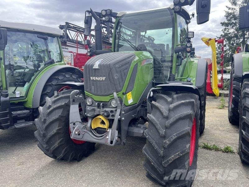 Fendt 312 VARIO S4 POWER Tracteur