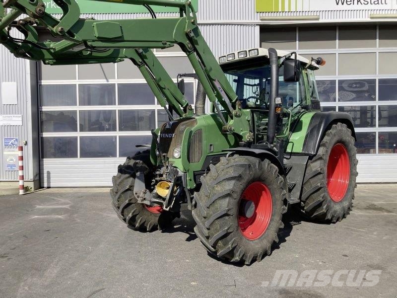 Fendt 415 VARIO Трактори