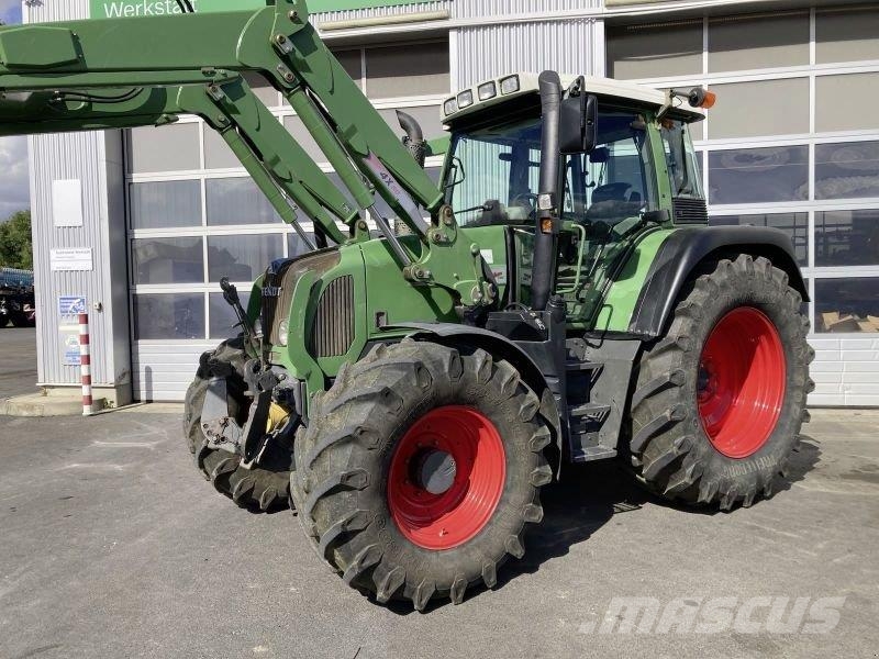 Fendt 415 VARIO Трактори