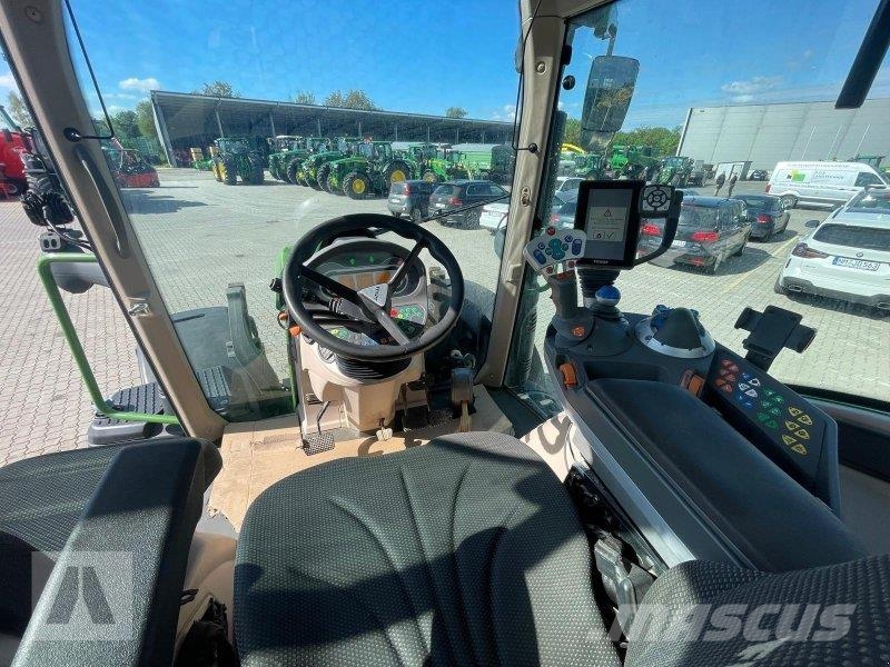 Fendt 512 Vario PowerPlus Tractors