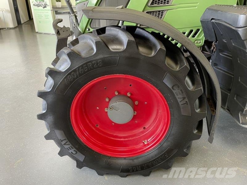 Fendt 513 VARIO SCR POWER Tratores Agrícolas usados