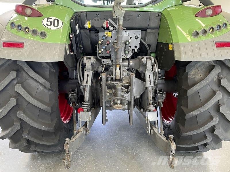 Fendt 513 VARIO SCR POWER Tratores Agrícolas usados
