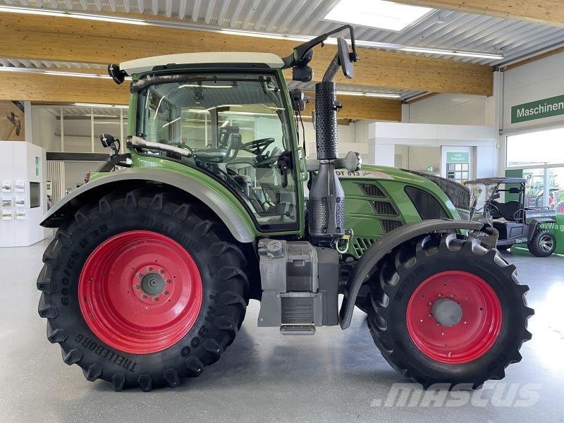 Fendt 513 VARIO SCR POWER Tratores Agrícolas usados