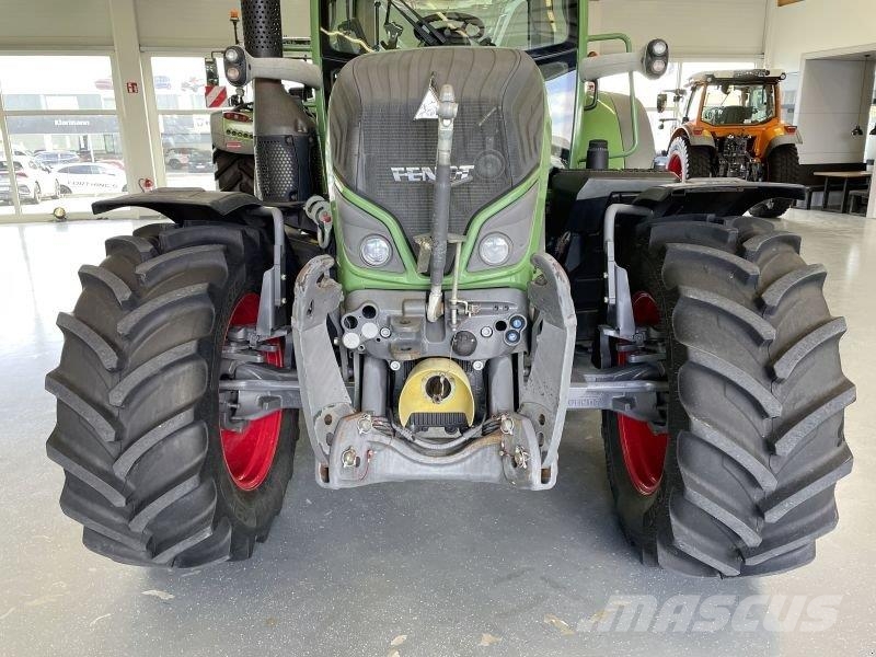 Fendt 513 VARIO SCR POWER Tratores Agrícolas usados