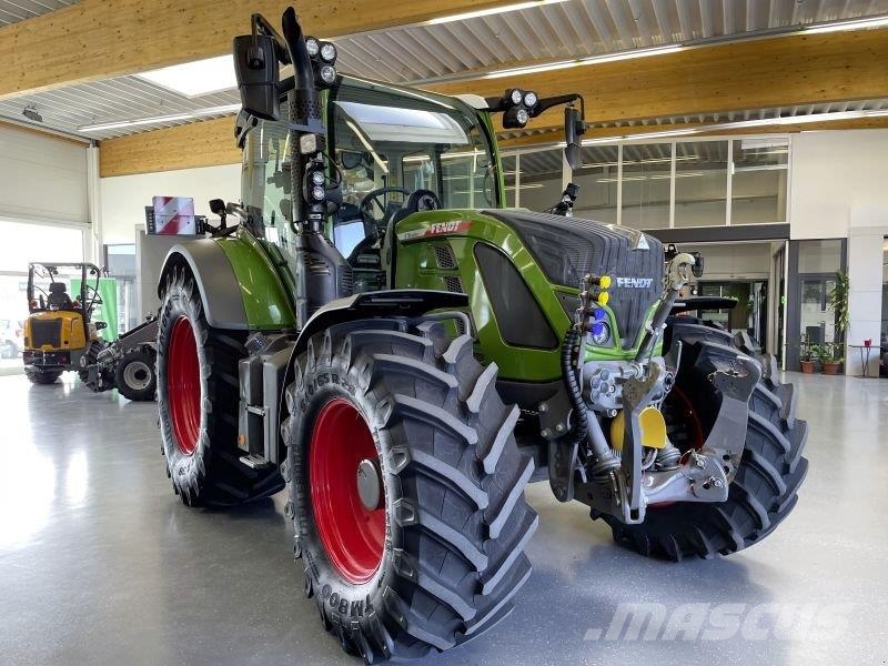 Fendt 516 VARIO GEN3 POWER PLUS الجرارات