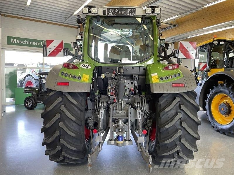 Fendt 516 VARIO GEN3 POWER PLUS الجرارات