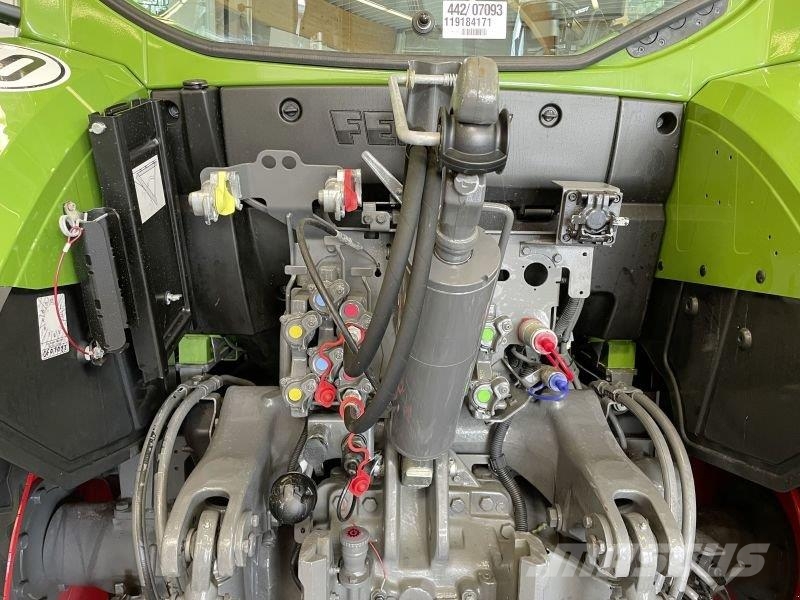 Fendt 516 VARIO GEN3 POWER PLUS الجرارات