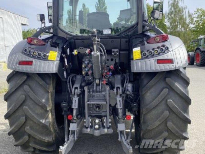 Fendt 516 VARIO GEN3 PROFI+ SET2 Traktoren