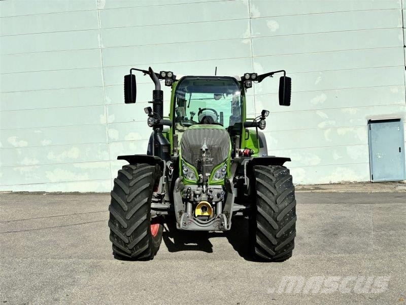 Fendt 516 VARIO S4 PROFI+ Tracteur