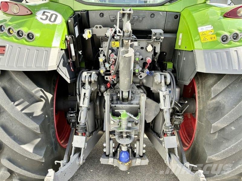 Fendt 516 VARIO S4 PROFI+ Tracteur