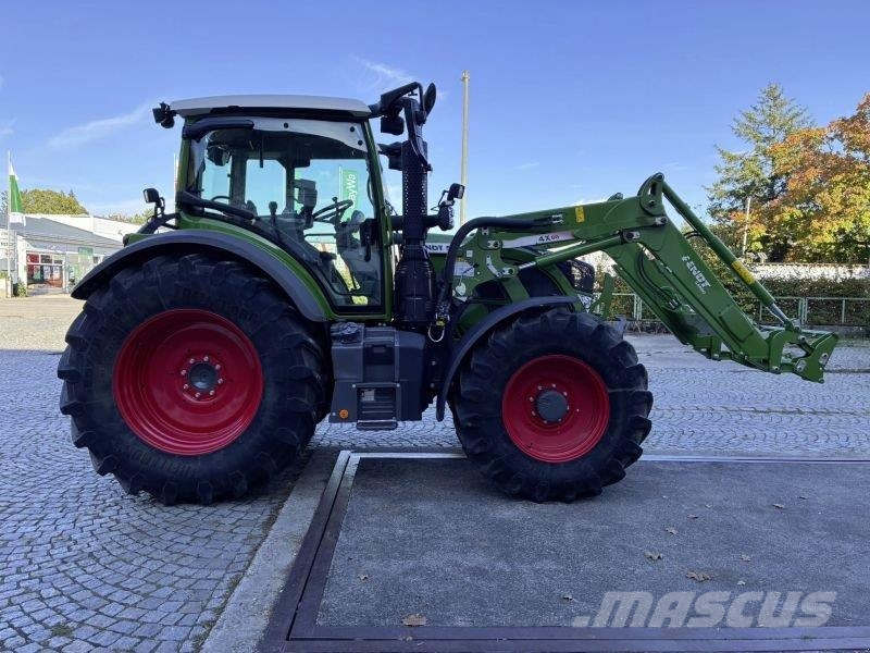 Fendt 516 VARIO S4 PROFI Трактори