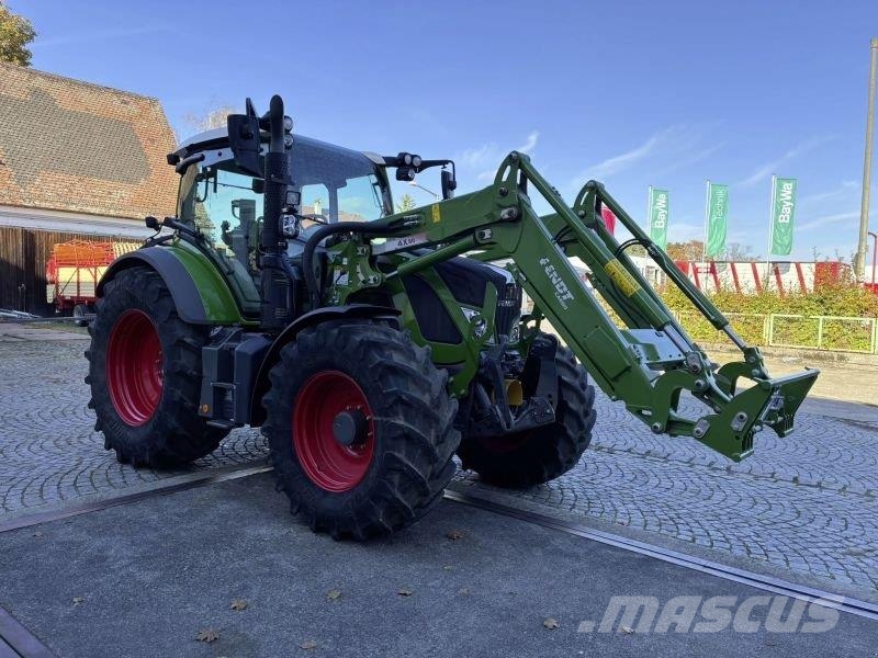 Fendt 516 VARIO S4 PROFI Трактори
