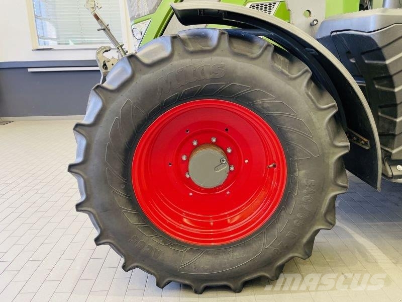Fendt 516 VARIO S4 PROFI PLUS Tractores
