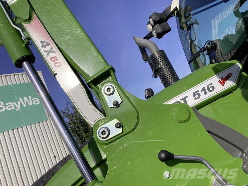 Fendt 516 VARIO S4 PROFI PLUS Trattori