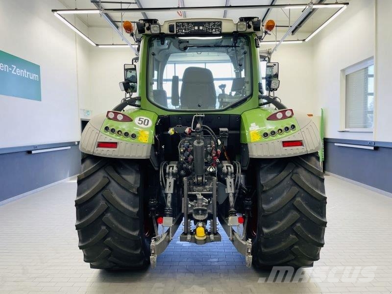 Fendt 516 VARIO S4 PROFI PLUS Tractores