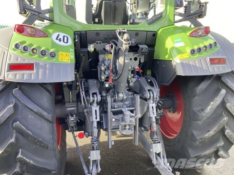 Fendt 516 VARIO S4 PROFI PLUS Trattori