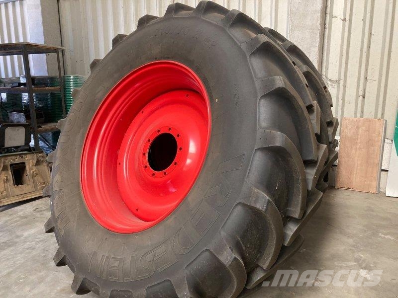 Fendt 600/70 R30 + 710/70 R42 Padangos, ratai ir ratlankiai
