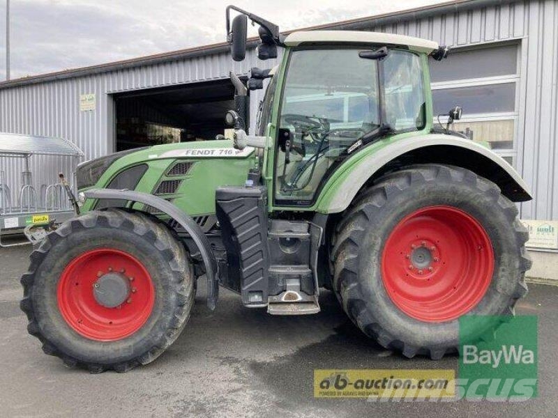 Fendt 716 SCR Tracteur