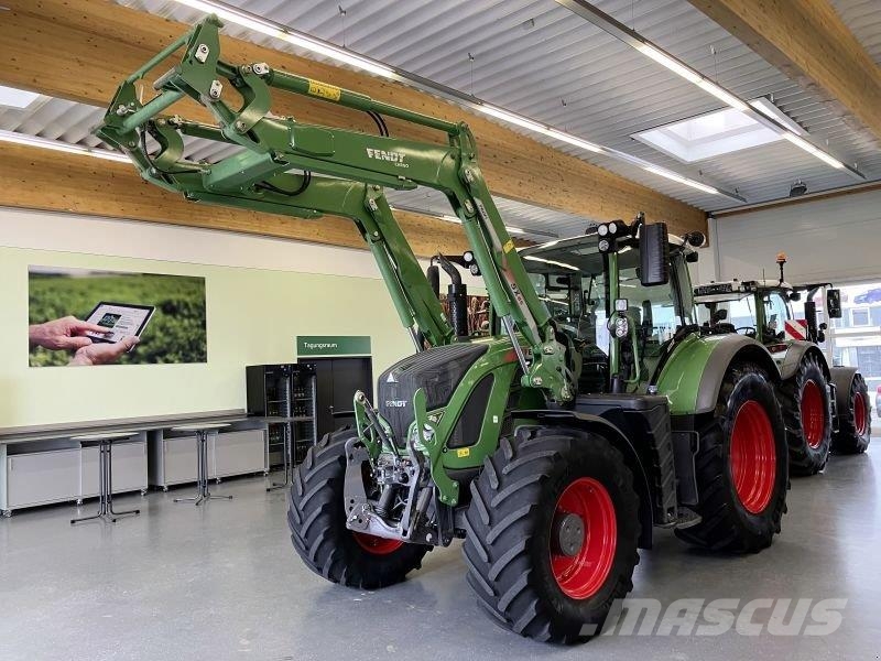 Fendt 716 VARIO S4 PROFI Traktorit