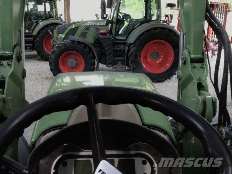 Fendt 718 S4 PROFI Tractoren