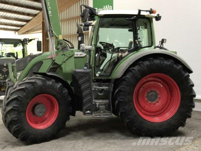 Fendt 718 S4 PROFI Tractoren