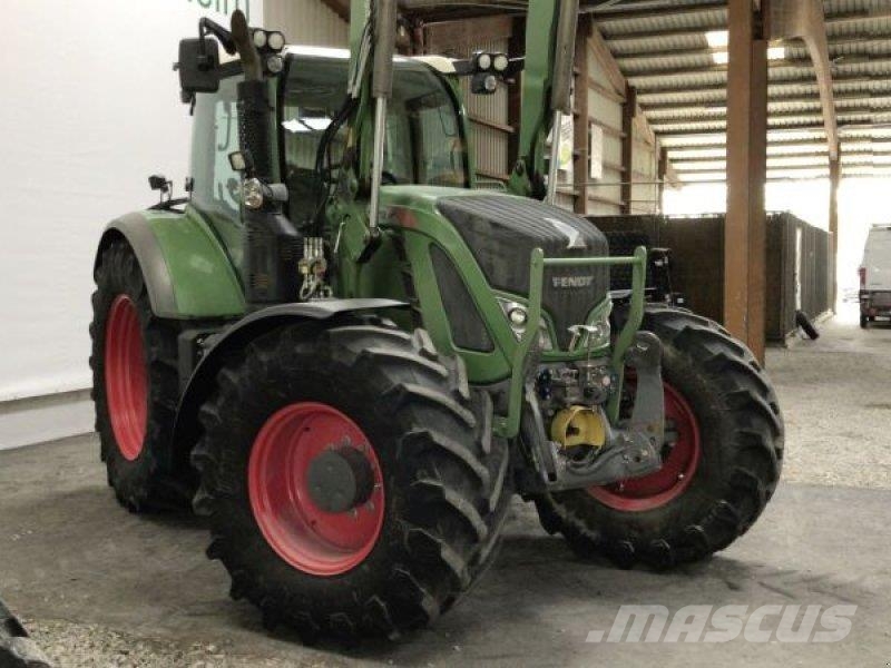 Fendt 718 S4 PROFI Tractoren