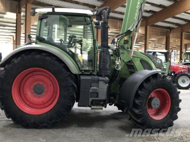 Fendt 718 S4 PROFI Tractoren