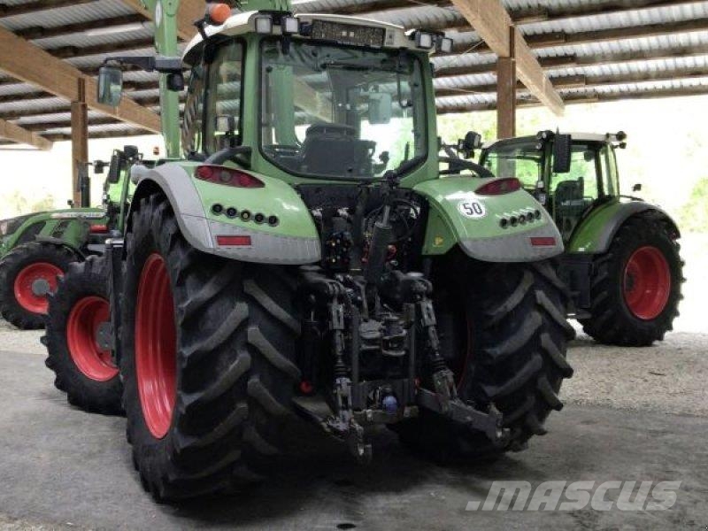 Fendt 718 S4 PROFI Tractoren