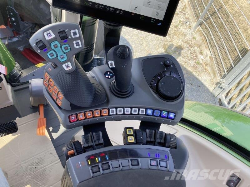 Fendt 718 VARIO GEN6 POWER PLUS Traktory